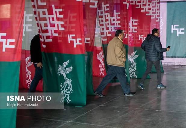 جشنواره فیلم فجر در کرمان به نیمه راه رسید/ اکران ۱۶ فیلم دیگر