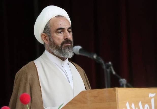 امام جمعه ایلام: دشمن می‌داند در جنگ نظامی شکست می‌خورد/ سعی دارد از درون به ما آسیب بزند