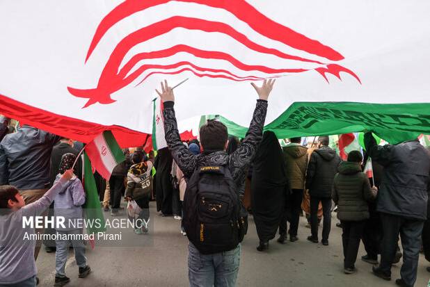 علمای اهل سنت: مردم ایران بار دیگر دشمنان را ناامید کردند