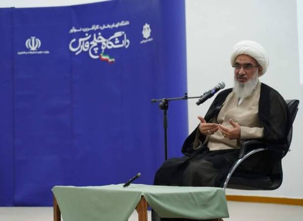 امام جمعه بوشهر: ظرفیت هوش مصنوعی در مسیر تصمیم‌سازی‌ها استفاده شود