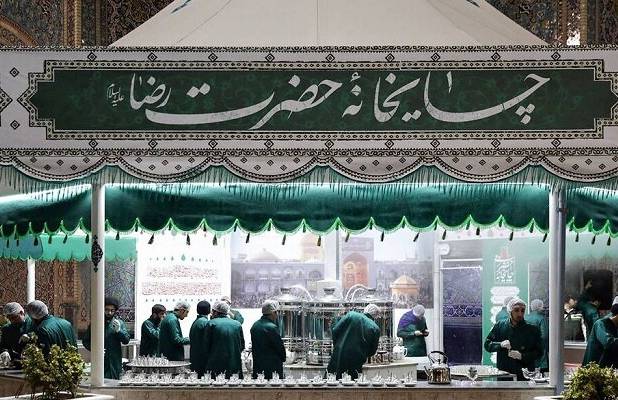 ۲۰ هزار بسته افطاری سبک در چایخانه‌های حرم رضوی توزیع می شود