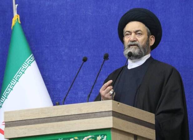 امام جمعه اردبیل: ترامپ فقط یک راه دارد، توافق با ایران