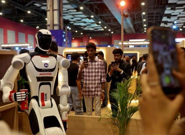 رقیب هندی چت جی پی تی از راه رسید