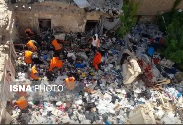 ریشه‌ها و پیامدهای «زباله‌گردی»