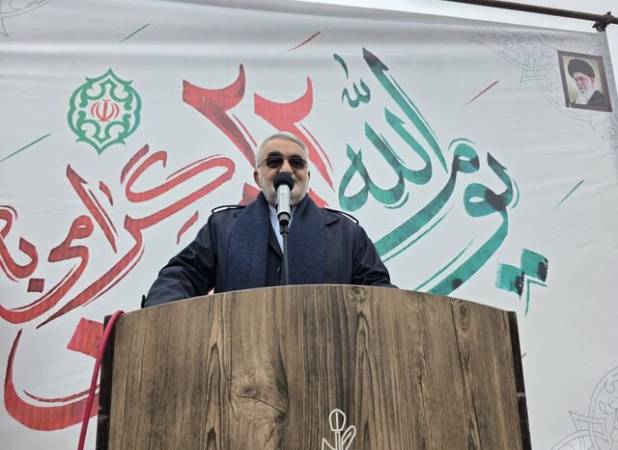 عضو کمیسیون امنیت ملی: حلقه اقتصاد زنجیره اقتدار ملی را تقویت کنیم