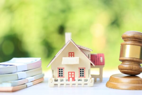 تفاوت‌های حق کسب و پیشه و سرقفلی از نظر ماهیتی و قانونی