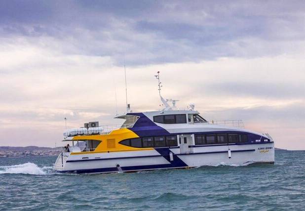 ثبت حدود ۹ میلیون سفر گردشگری دریایی در کیش، قشم و لافت طی ۹ ماه