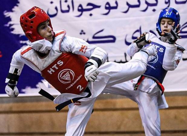 راهیابی دو تکواندوکار نوجوان کردستانی به اردوی تیم ملی دختران