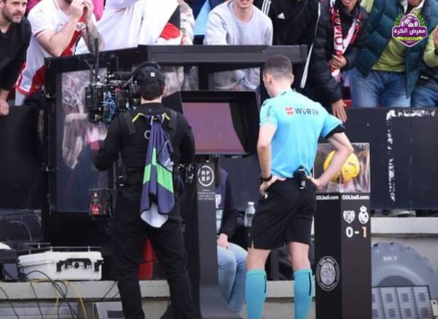 پیشنهاد جالب بارسلونا برای VAR