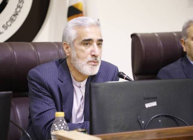 باید در مسیر خدمت با پیشرفت تکنولوژی  حرکت کرد