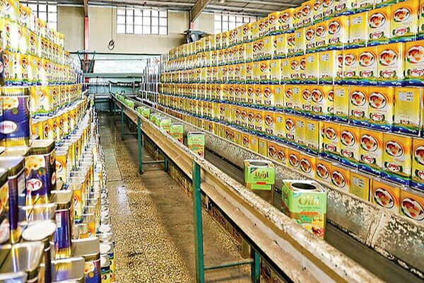چندین کشتی حامل کالا های اساسی در راه بندر شهید رجایی