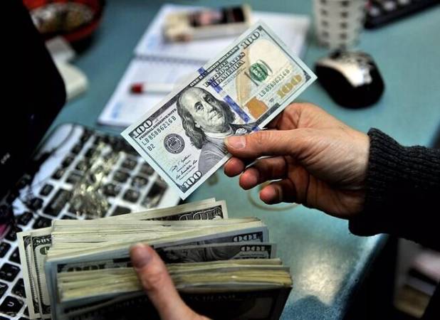 معاملات ۱۵۸ میلیون دلاری انواع ارز در مرکز مبادله ایران