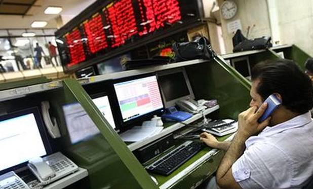 کاهش 81 درصدی خروج پول حقیقی از بازار سهام‌