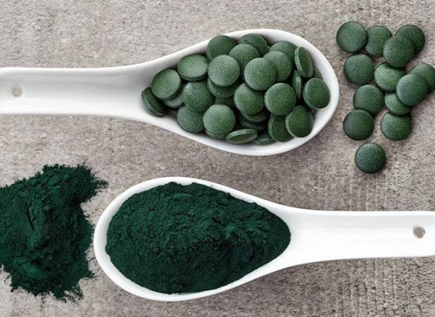 قرص اسپیرولینا چیست و موقع خرید به چه نکاتی باید توجه کرد؟