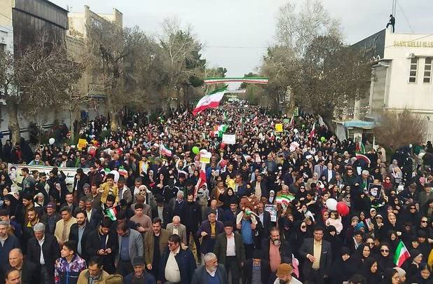 حماسه آفرینی مردم نیشابور در راهپیمایی ۲۲ بهمن