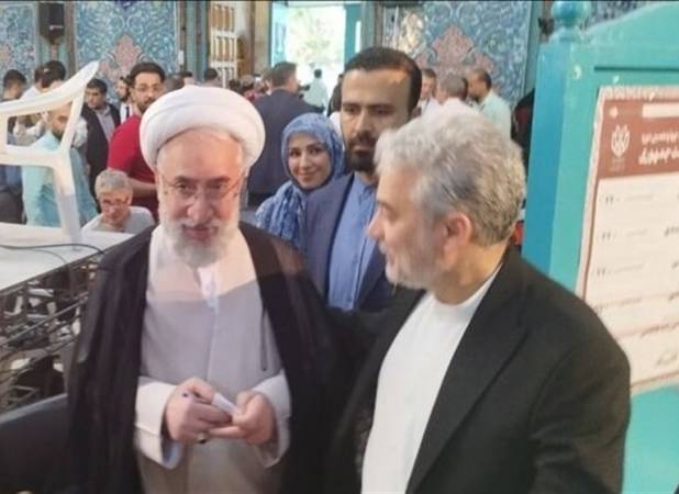 دادستان کل کشور رأی خود را به صندوق انداخت