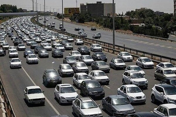ترافیک سنگین در شمال به جنوبِ محورهای هراز، چالوس و رشت-قزوین