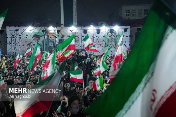 شور حماسی رشتوندان در دفاع از وطن و بیعت با رهبر انقلاب
