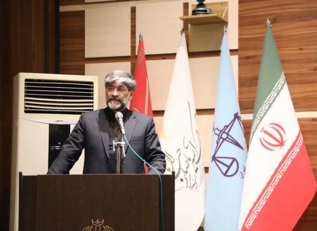 عتباتی: انقلاب اسلامی و دستاوردهای آن باید حفظ شود