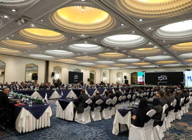 نخستین همایش هم‌اندیشی بانک صادرات با فعالان صنعت پتروشیمی برگزار شد