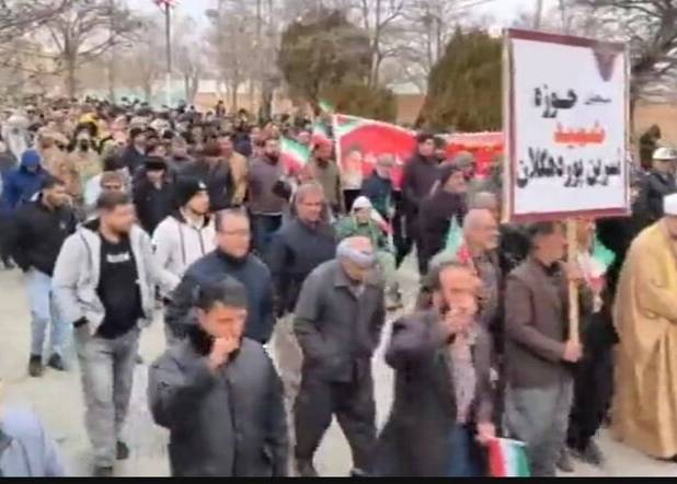 مشارکت دهگلانی‌ها در راهپیمایی ۲۲ بهمن