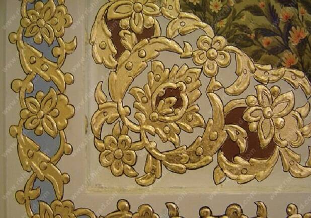 انجام مطالعات فن‌شناختی آرایه‌های لایه‌چینی در بناهای صفوی