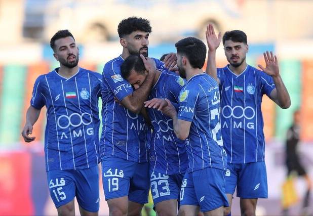 بازی‌های استقلال، سپاهان و تراکتور به تعویق افتاد