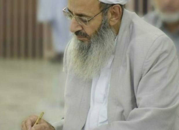 درخواست برگزاری رفراندوم توسط امام جمعه زاهدان
