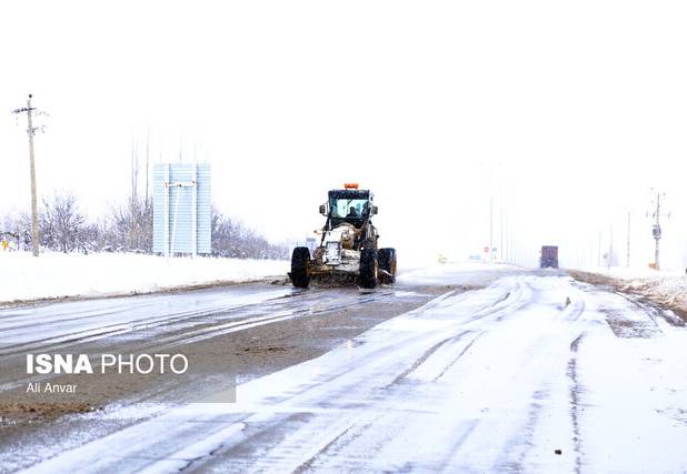 محور کیاسر بازگشایی شد/ کندوان همچنان مسدود است