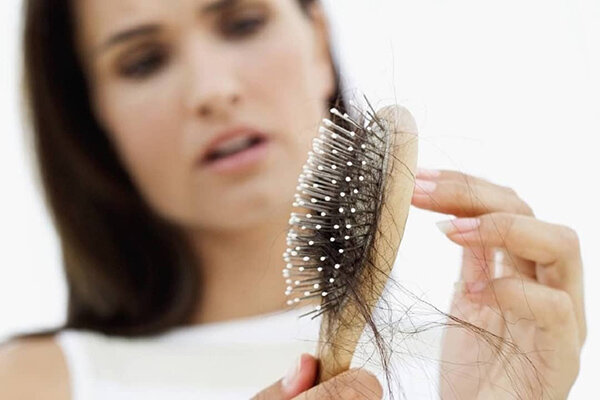 برای جلوگیری از ریزش مو چه بخوریم؟