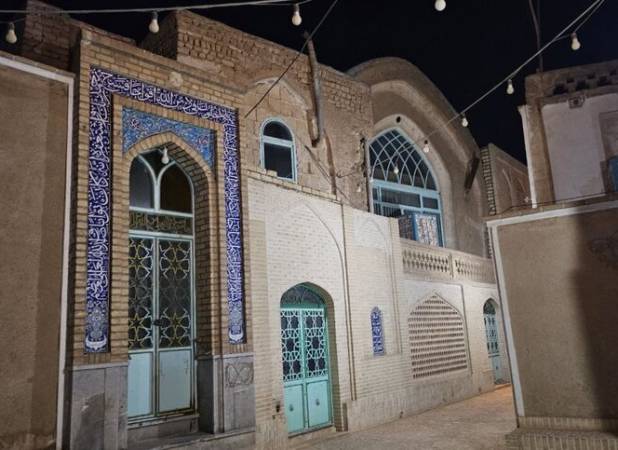 آینه‌ای که سلام زائران را از راه دور به امامزاده هلال(ع) می‌رساند+فیلم