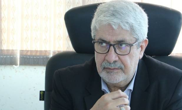 همه مسئولان با تمام قوا باید حامی تولید باشند