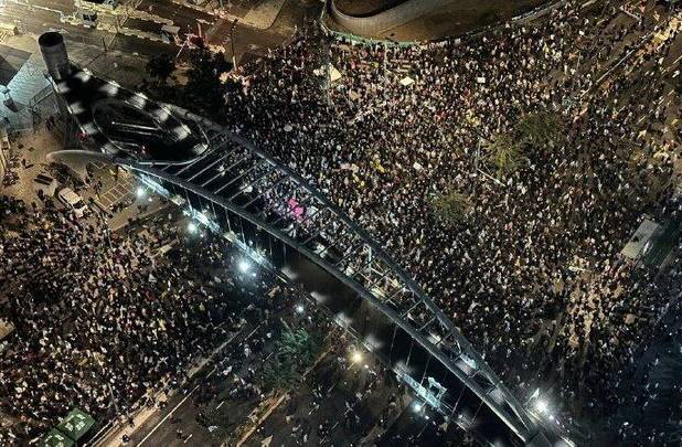 تظاهرات صهیونیست‌ها علیه نتانیاهو در قلب اراضی اشغالی