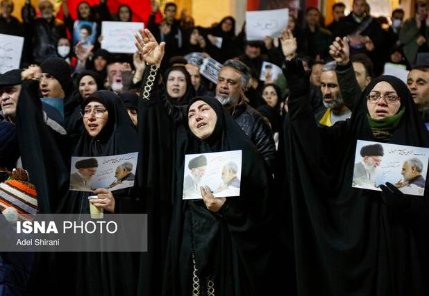میادین شهر اصفهان کانون تجدیدمیثاق با رهبر شهید انقلاب