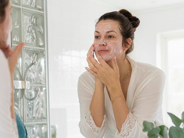 چرا هر هفته از اسکراب صورت استفاده کنیم؟