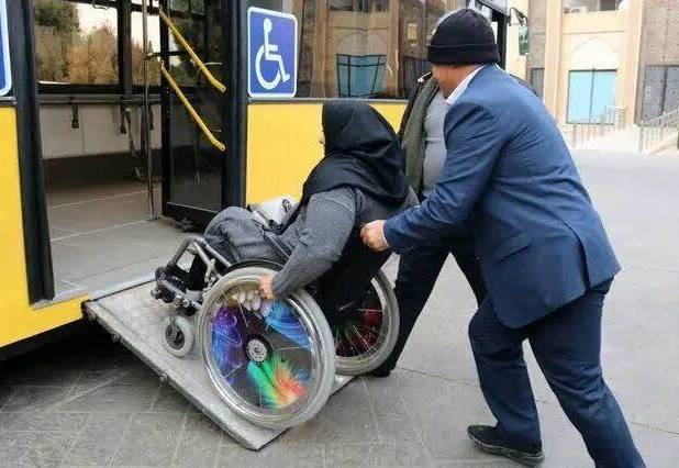 افزایش ۵۶ درصدی کمک‌هزینه ایاب‌وذهاب معلولان در همدان