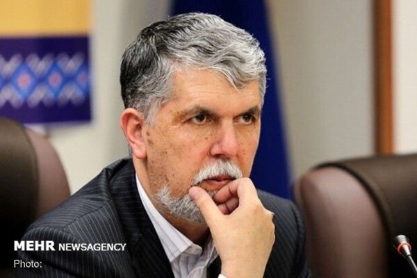 بزرگ‌ترین دستاورد انقلاب  بازگشت عزت و استقلال به تصمیم‌گیری ملی است