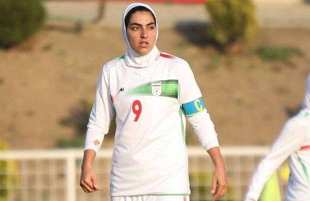 کاپیتان تیم ملی فوتبال زنان: از ما انتظار زیادی نداشته باشید