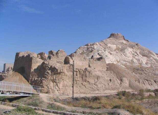 واکنش جامعه باستان شناسی به مرمت بنای دو هزارساله پایتخت