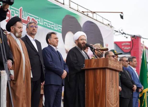 ملت ایران مسیر عزت و استقلال را پله پله طی کرده است