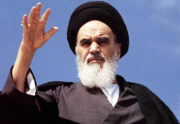 یک تحلیلگر مسائل بین‌الملل: امام‌ بر واقع‌بینی و عمل به قواعد مقررات بین‌المللی تاکید داشت