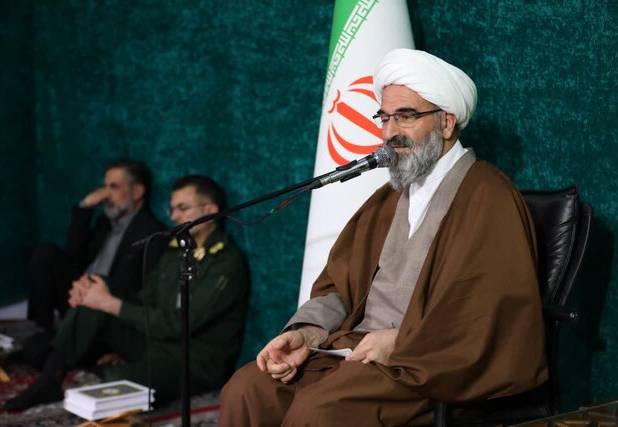 امام جمعه سمنان: تبلیغ فعال معارف قرآنی در برابر آرایش تهاجمی دشمن ضروری است