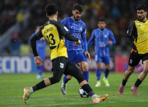 روشن: استقلال با «ساپینتو» به بن بست رسیده/ دو بازیکن افتضاح بودند!