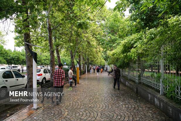 تهرانی ها منتظر رگبار و رعد وبرق باشند