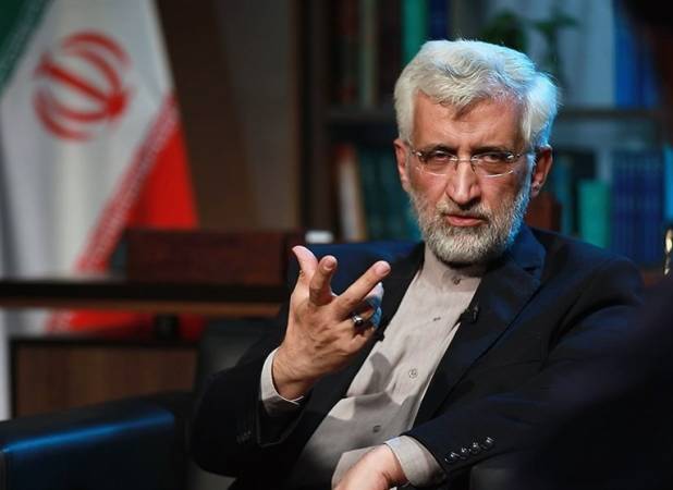 خلق پول روزانه ۲هزار میلیارد تومان مانع رفع تورم است
