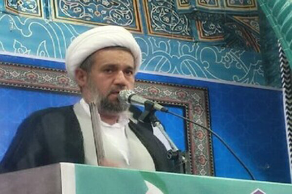 امام جمعه مرودشت: مردم به خون‌خواهی رهبر شهید خود در صحنه حضور دارند