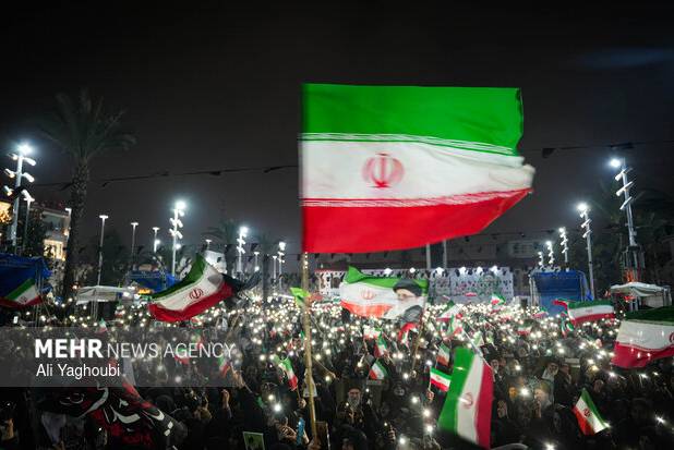 شکوه حضور رشتوندان در میدان پشتیبانی از نیروهای مسلح