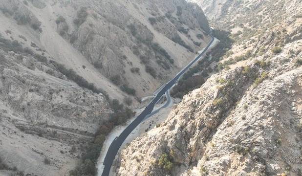 رفع ۱۲ نقطه پرحادثه در محورهای مواصلاتی کهگیلویه و بویراحمد