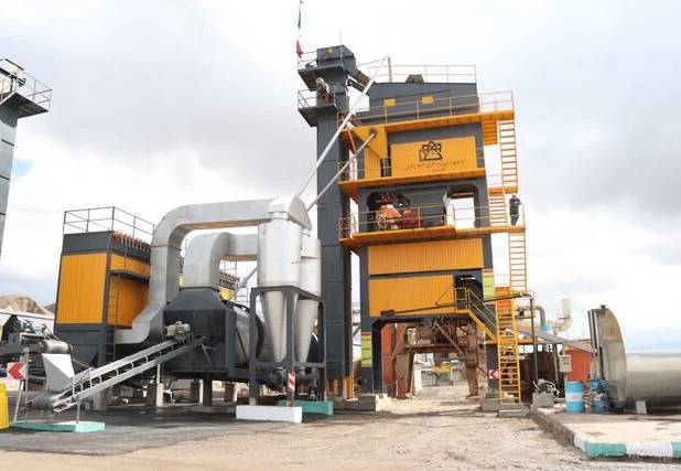 افتتاح سومین کارخانه آسفالت شهرداری کرمان با ظرفیت ۱۶۰ تن در ساعت