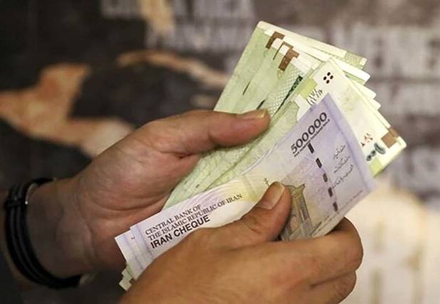 یک کارشناس اقتصادی: کارگر با ۳ میلیون تومان حق مسکن برای خرید خانه باید ۱۸۰ سال کار کند